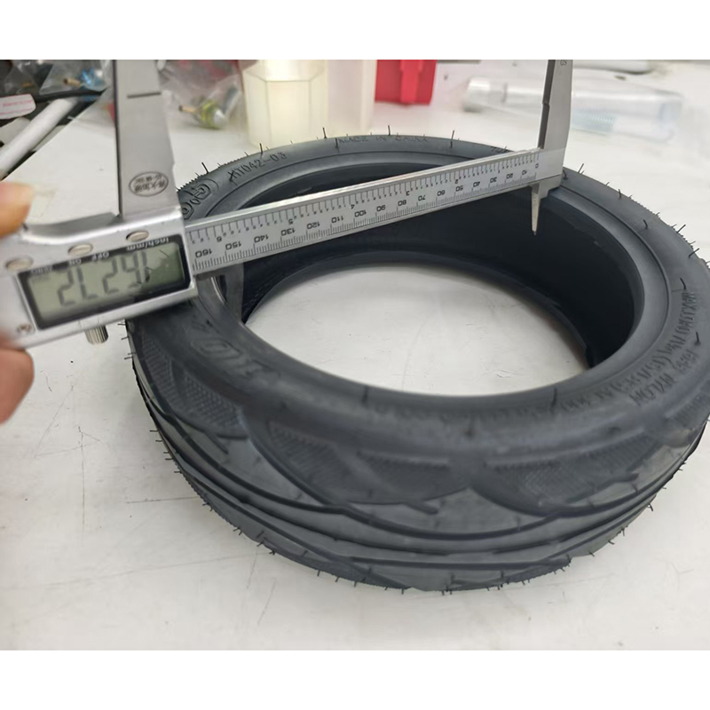 Оригинальная бескамерная шина  – обзор и цена Scooter Tire